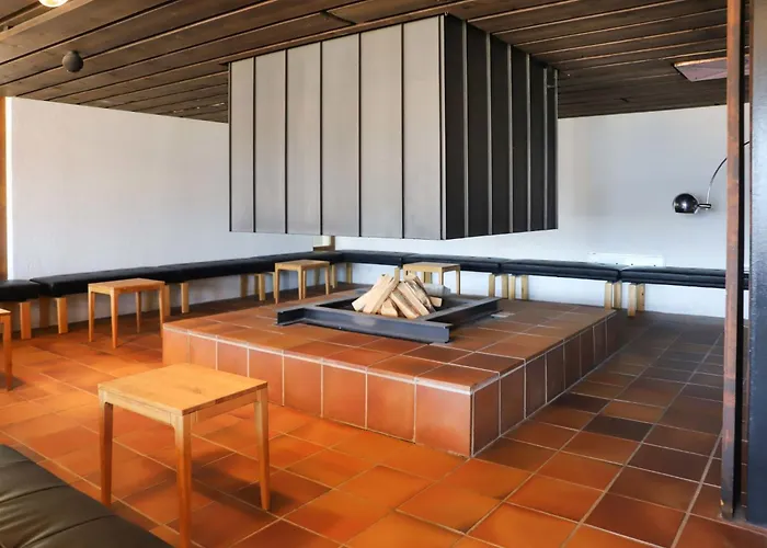 Jeanne D'arc Apt- A-8 By Interhome Lägenhet Crans-Montana