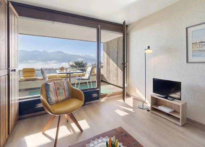 Jeanne D'arc Apt- A-8 By Interhome Apartment